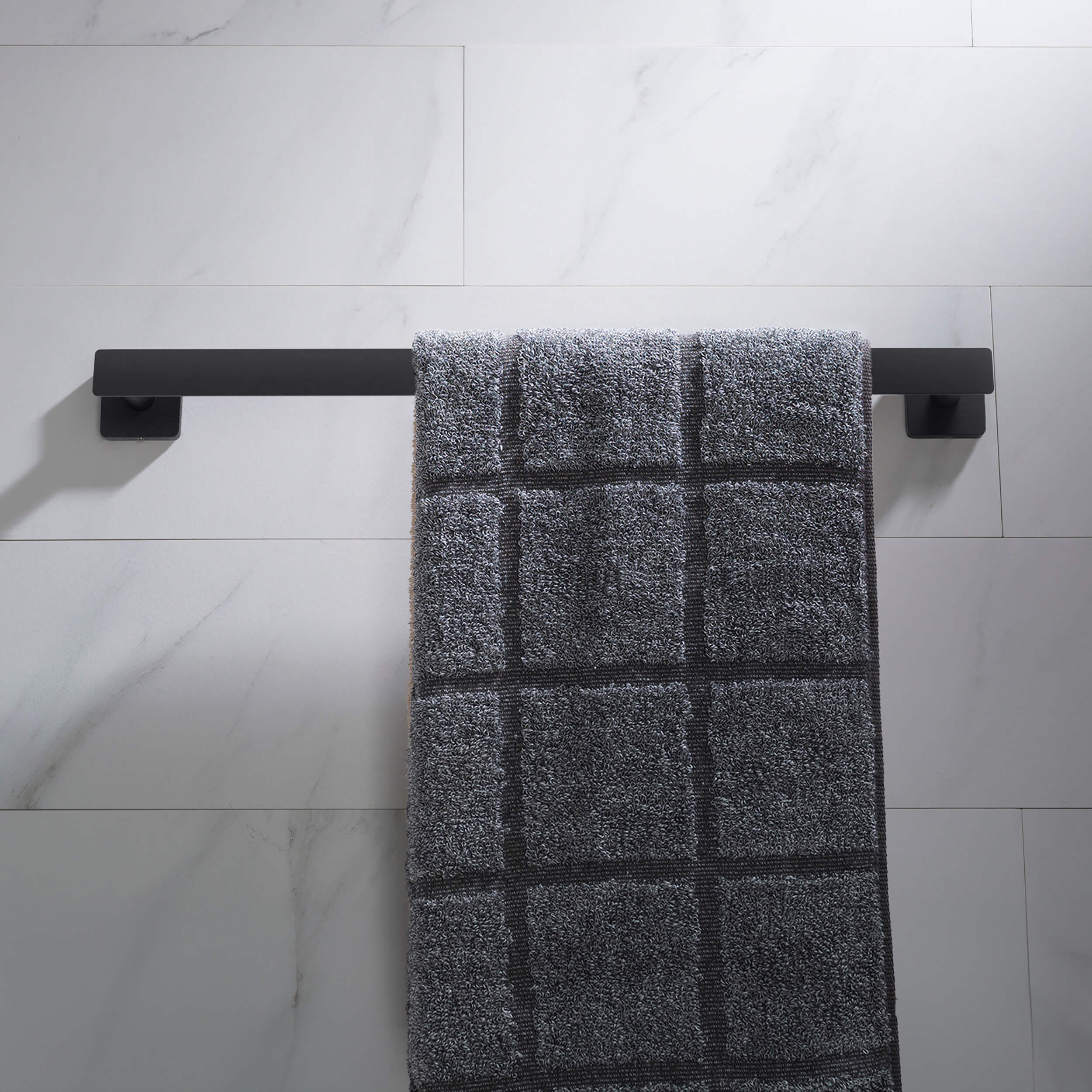 Fusion 18 inch Bathroom Towel Bar - CBA-1605