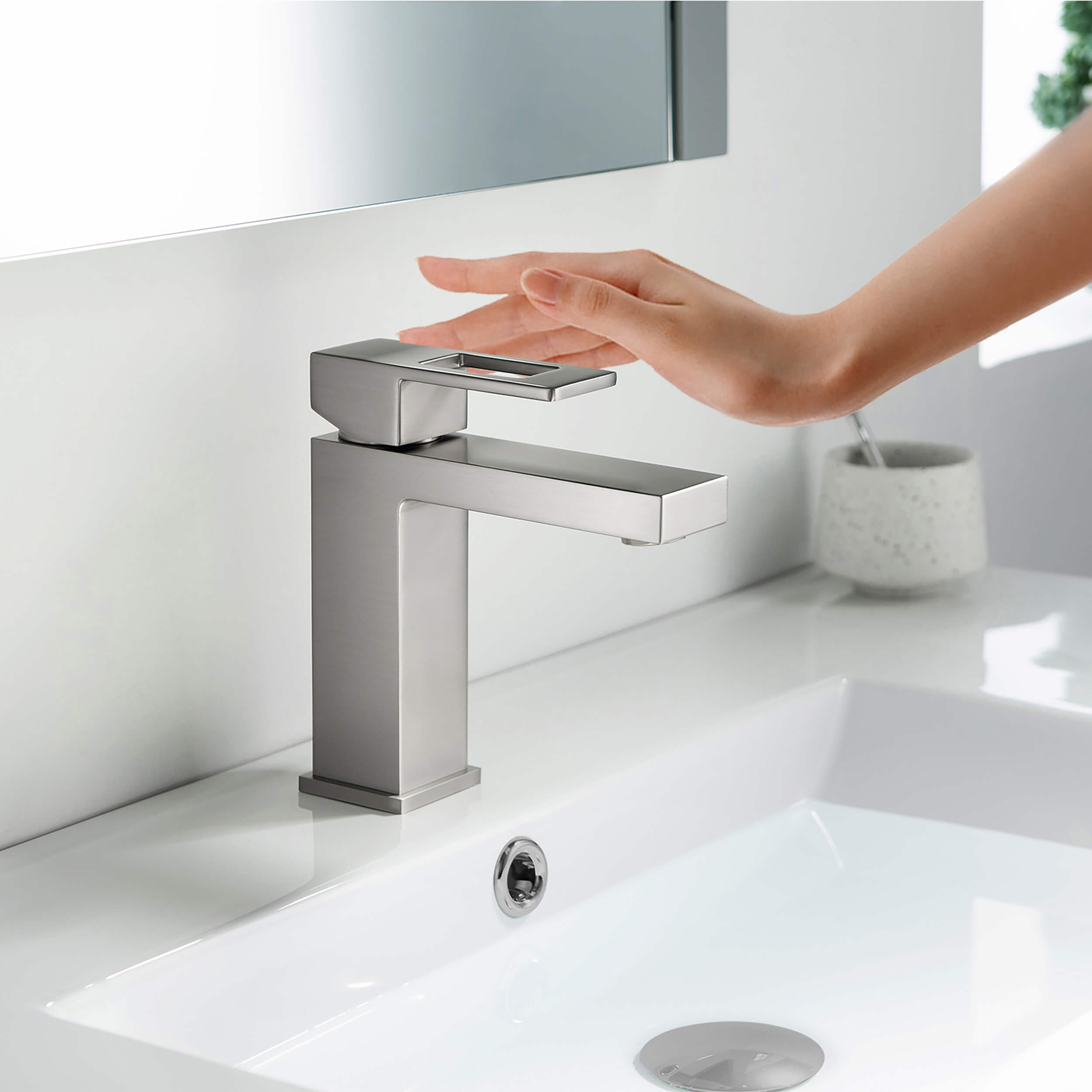 Quadra Single Handle Bathroom Vanity Sink Faucet with Pop Up Drain - CBF-1002