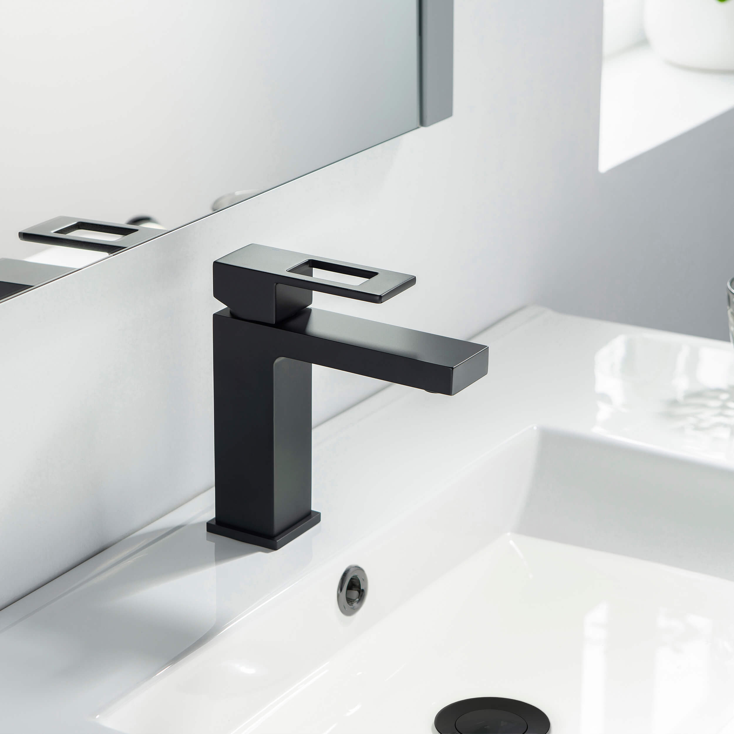 Quadra Single Handle Bathroom Vanity Sink Faucet with Pop Up Drain - CBF-1002