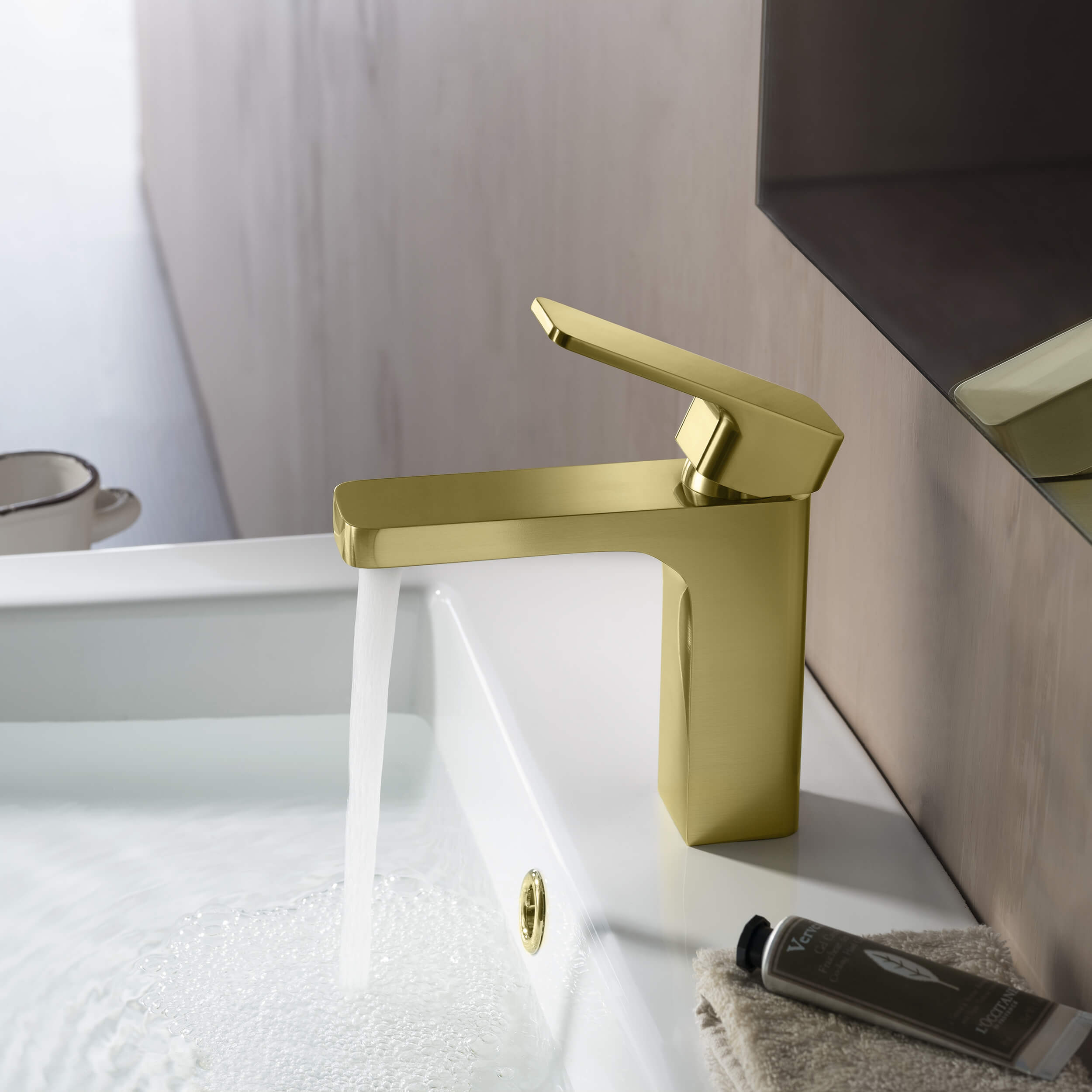 Fusion Single Handle Bathroom Vanity Sink Faucet with Pop Up Drain - CBF-1017