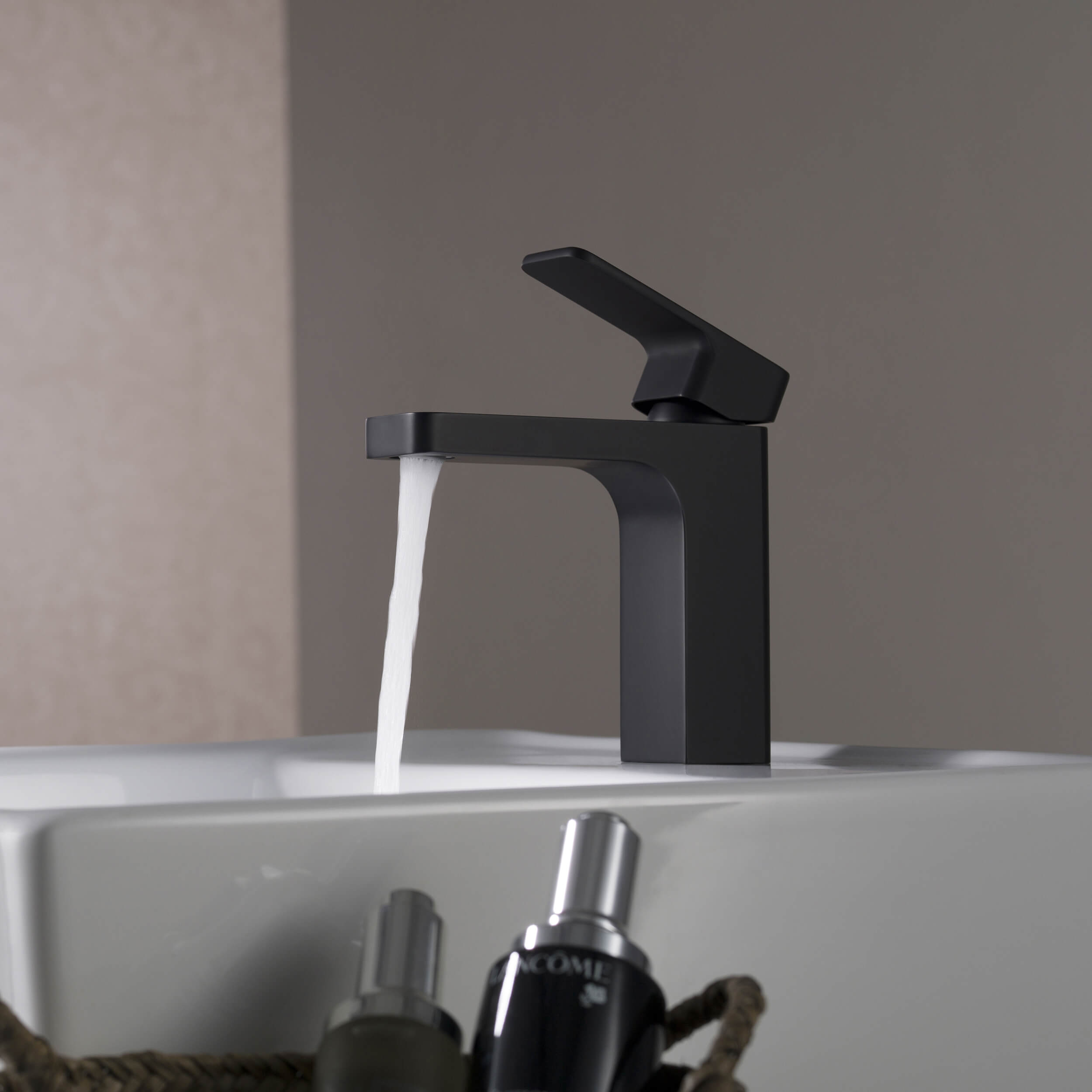 Fusion Single Handle Bathroom Vanity Sink Faucet with Pop Up Drain - CBF-1017