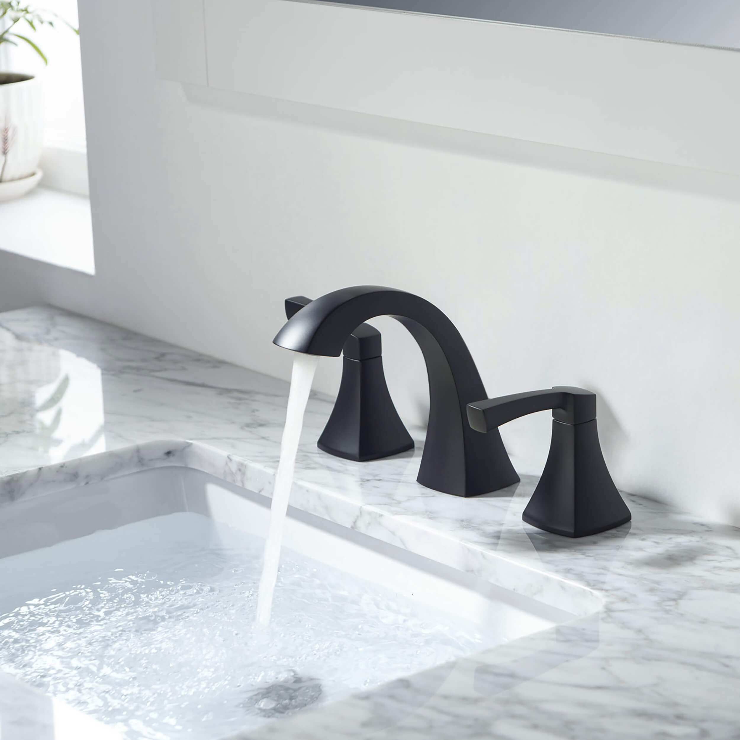 Vermont 8" Widespread Bathroom Sink Faucet with Drain Assembly - CBF-1022