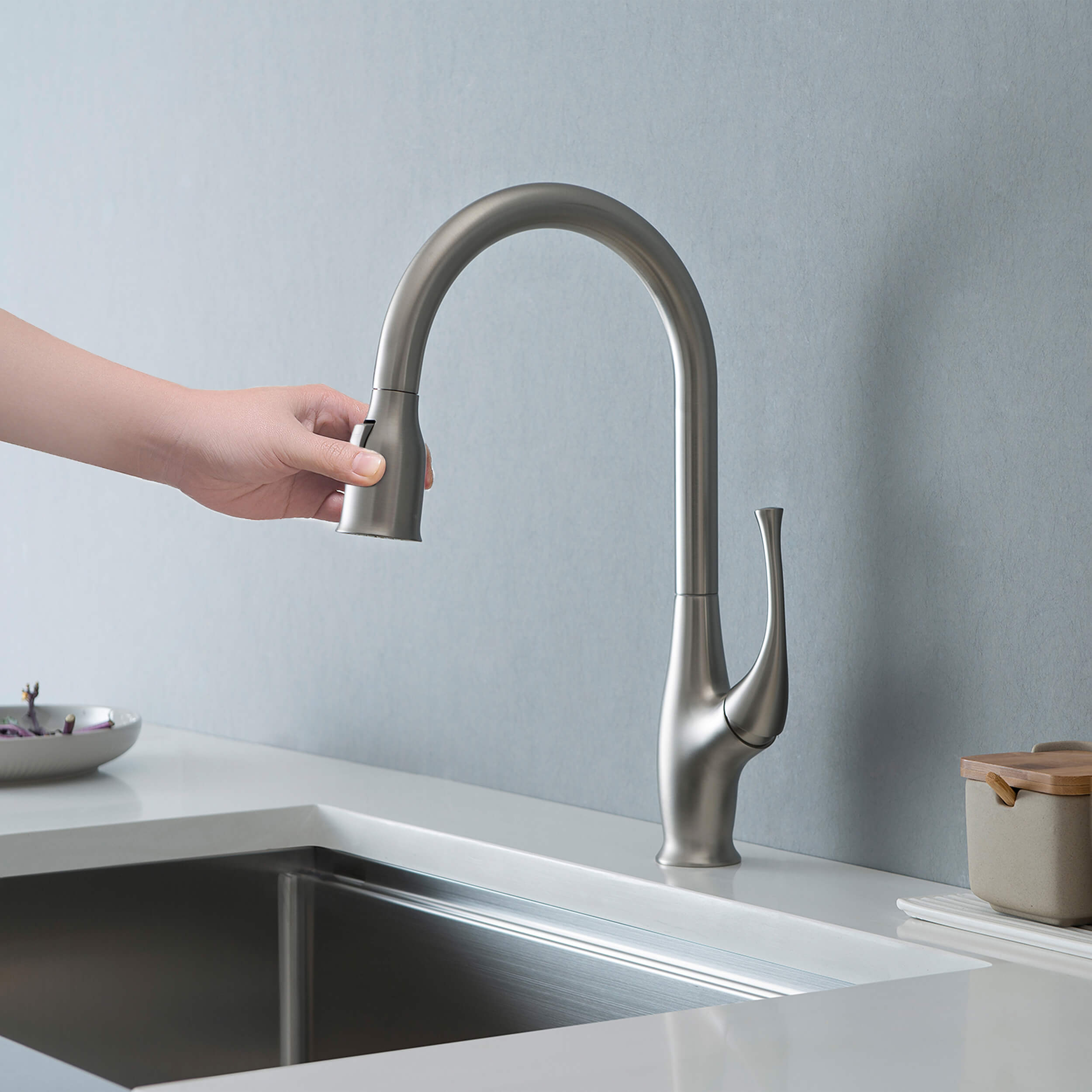 Kansas Single Handle Pull Down Kitchen Sink Faucet - CKF-2010