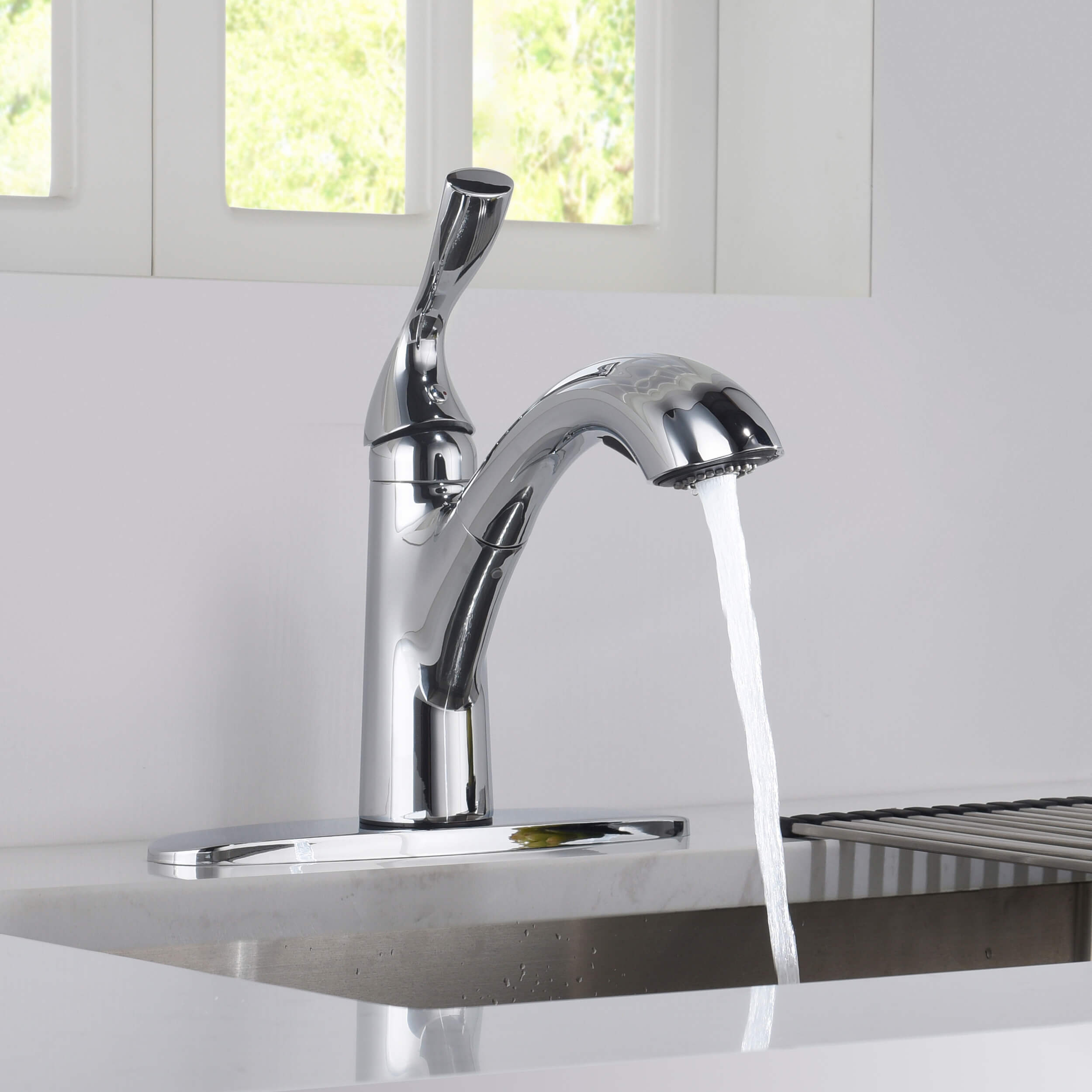 Value Collection - Single Handle Pull Out Kitchen Faucet - F103