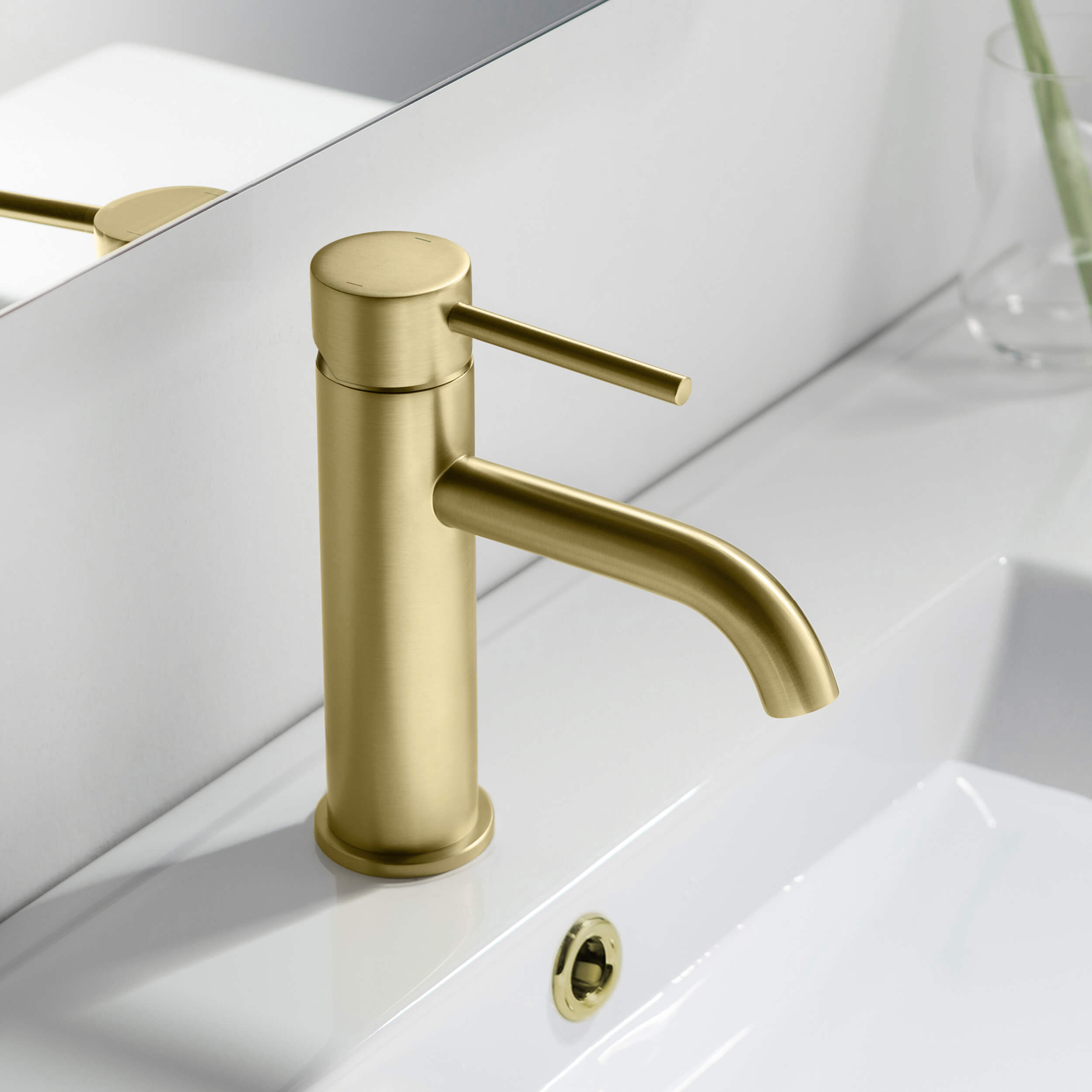 Value Collection - Single Handle Bathroom Vanity Sink Faucet with Pop Up Drain - F201